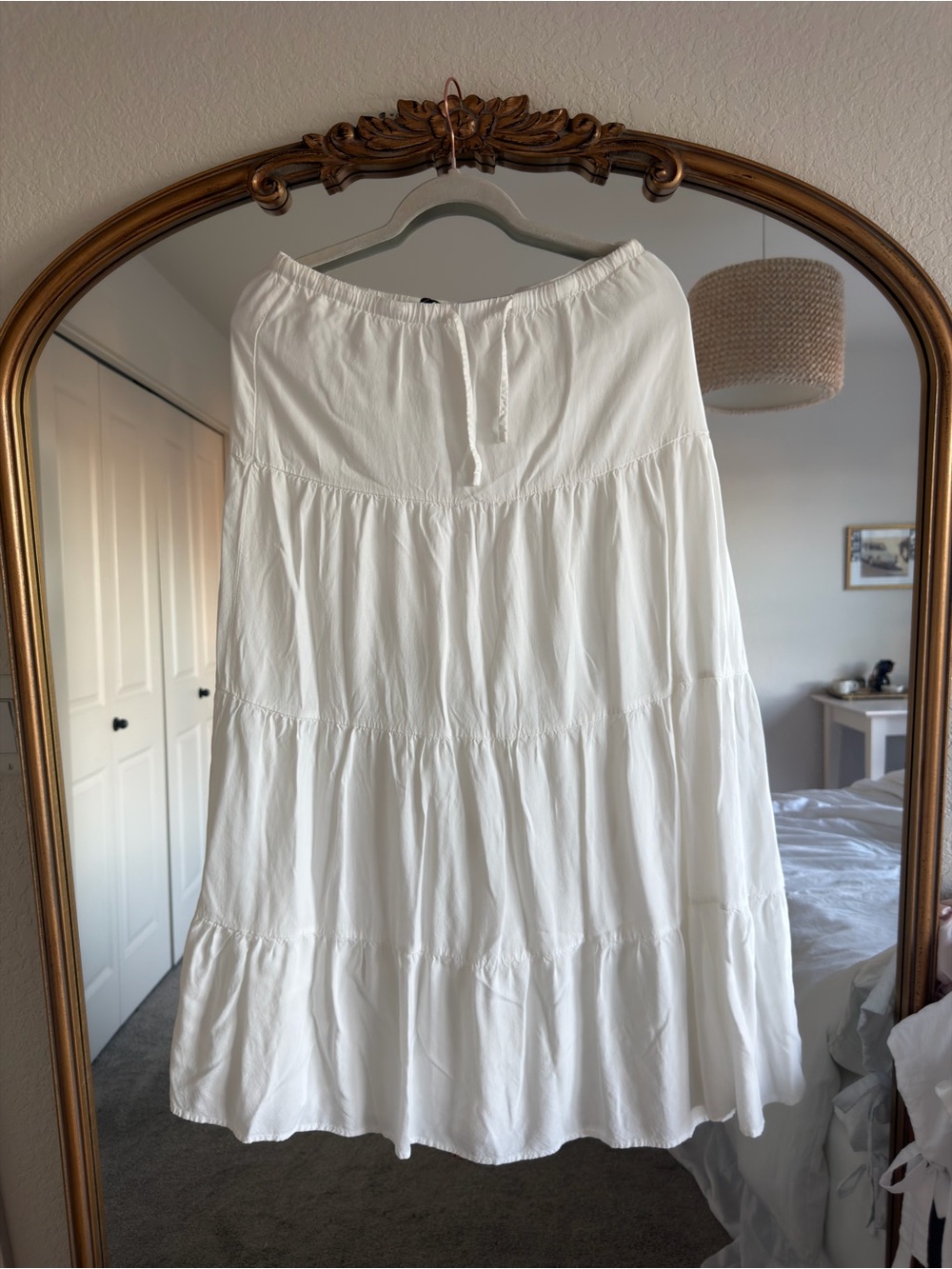 Brandy Melville White Tiered Maxi Skirt
